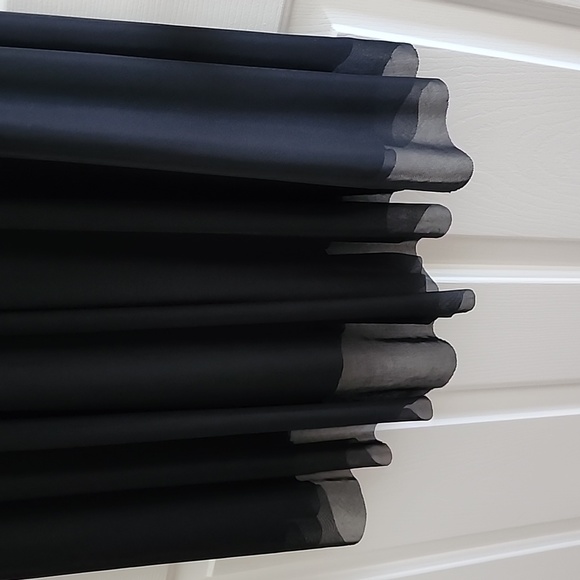 Beautiful black and white dress - Picture 5 of 5